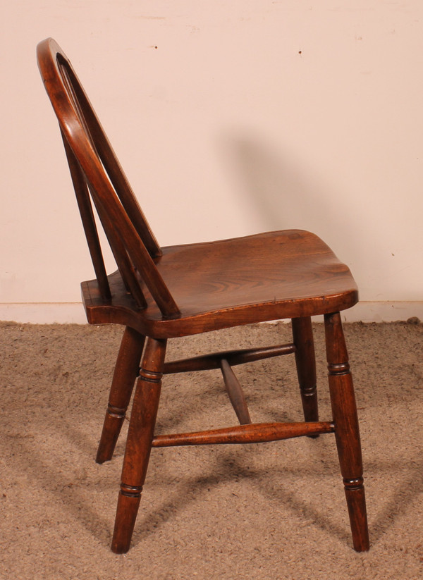 Série De 4 Chaises Windsor Du 19° Siècle