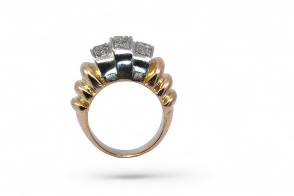 Anello con diamanti retrò