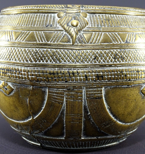 India, Early 20th Century, Dokhra Tribal Art, Brass Bowl Geometric Patterns, Rice Measure.