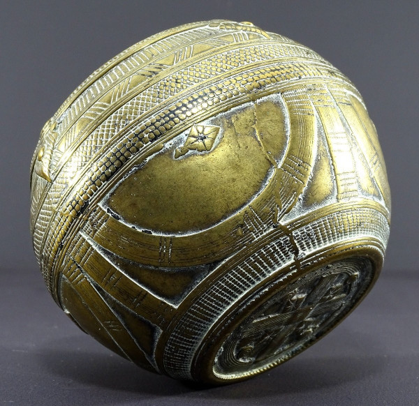 India, Early 20th Century, Dokhra Tribal Art, Brass Bowl Geometric Patterns, Rice Measure.