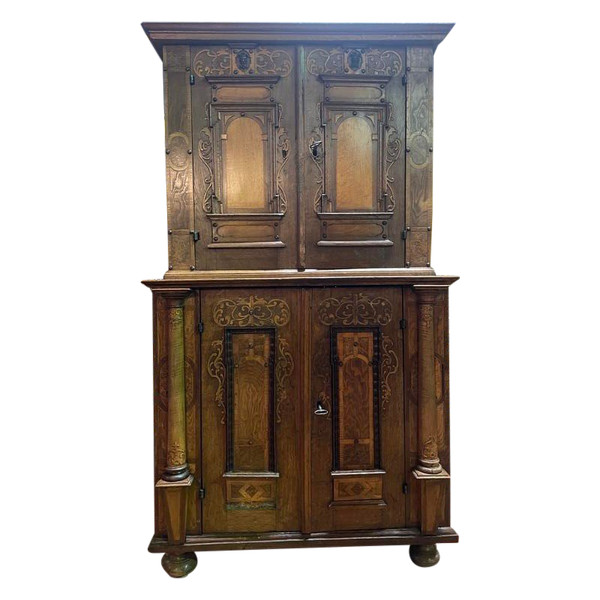 Deutsches Sideboard mit zwei Korpussen aus geschnitztem Holz
