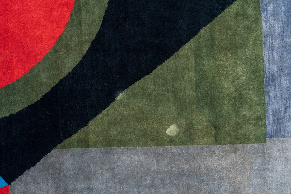 Hand-woven tapestry inspired by Sonia Delaunay. January 2023. LS58065509E