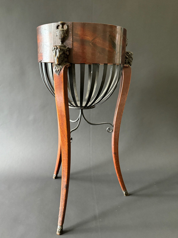 Jean-joseph Chapuis, rarissime table tricoteuse estampillée d'époque Consulat.