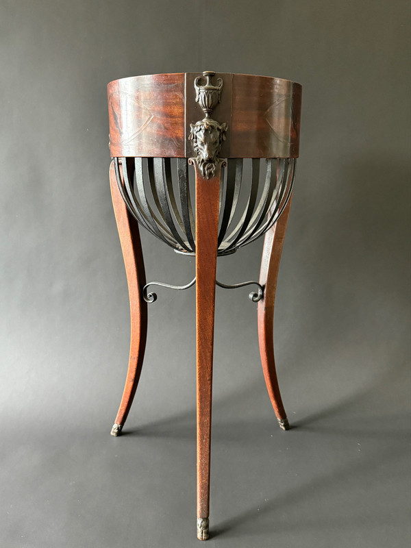 Jean-joseph Chapuis, rarissime table tricoteuse estampillée d'époque Consulat.