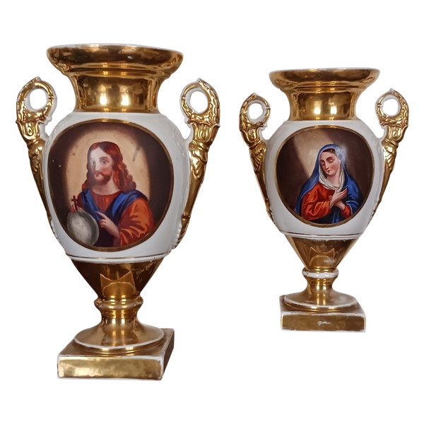 Paris, Restoration period, Louis-Philippe - pair of porcelain vases - religiosa