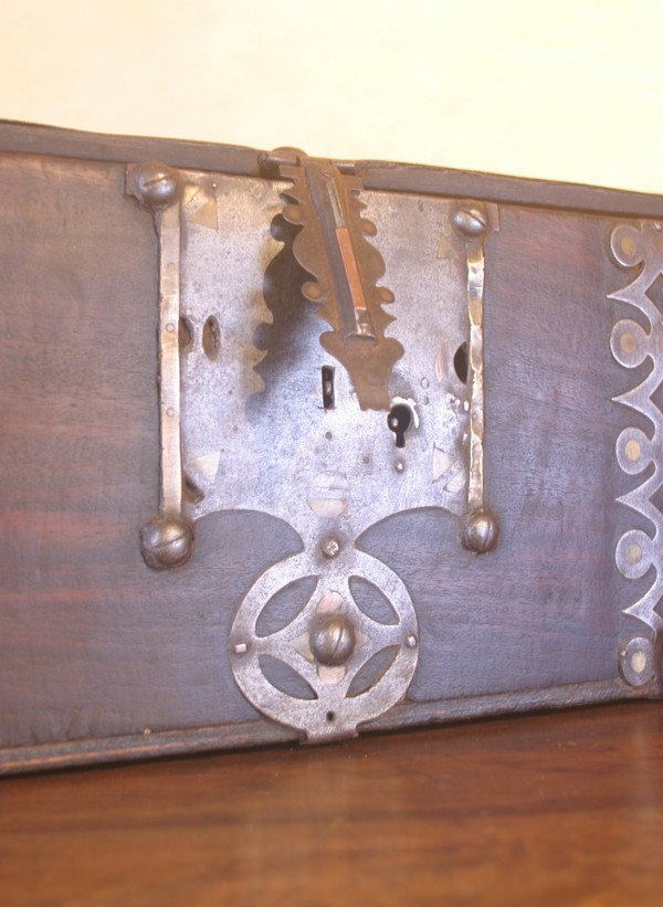 Antique Touareg set