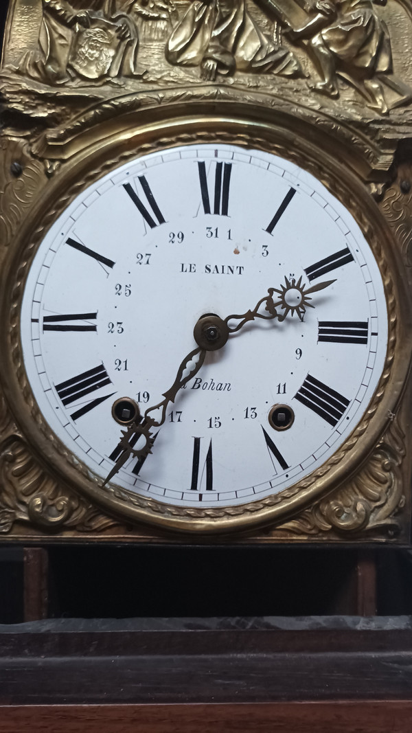 19th century Breton chestnut Comtoise clock