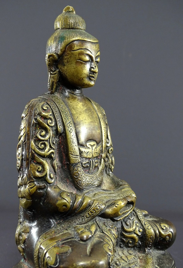 Indien, Mitte des 20. Jahrhunderts, Bronzestatue von Buddha Shakyamuni.