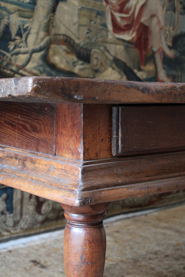 Oak table, late 17th century