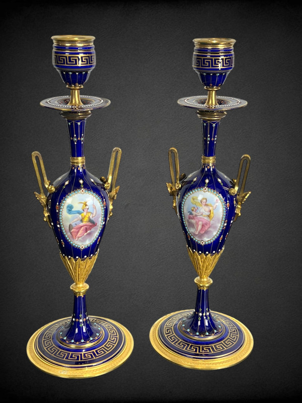 EXCEPTIONAL PAIR OF ENAMELLED BRONZE CANDLESTICKS ATTRIBUTED TO ALPHONSE GIROUX