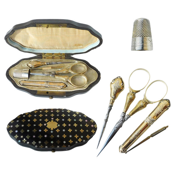 Napoleon III sewing set inlaid with heavens punch case gilt-edged needles