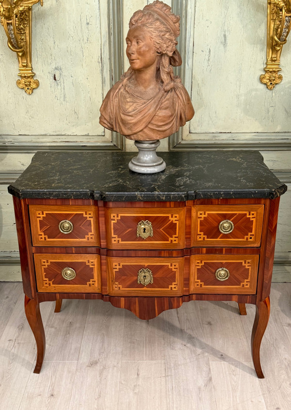 Cassettone di transizione intarsiato 1760 circa
