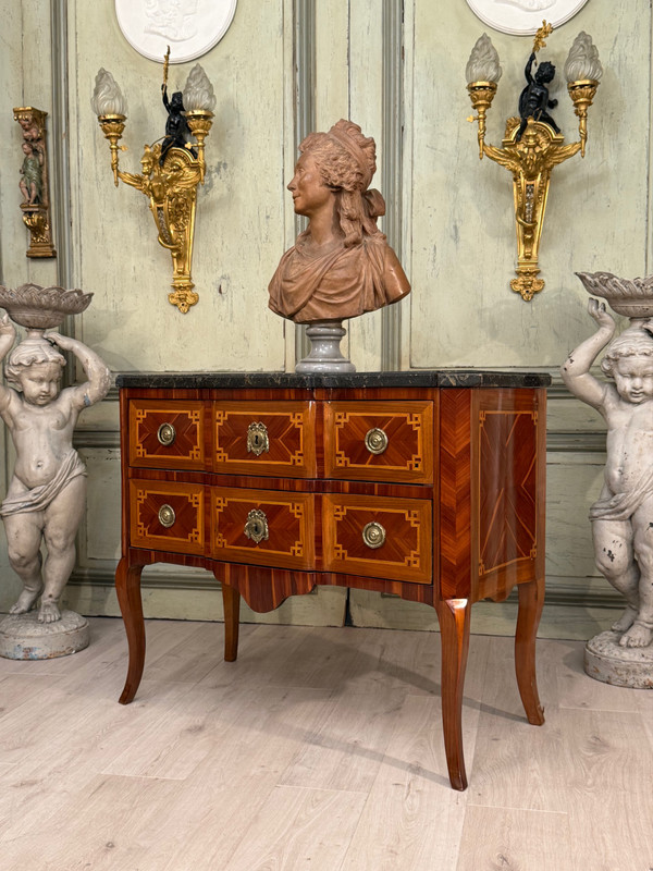 Cassettone di transizione intarsiato 1760 circa