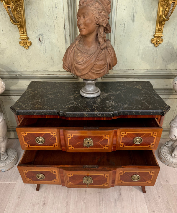 Cassettone di transizione intarsiato 1760 circa