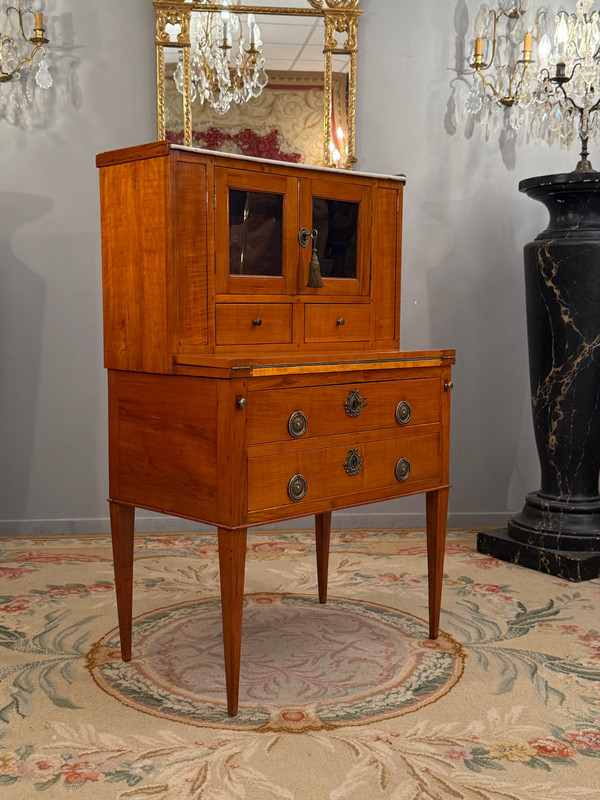 Louis XVI period Bonheur Du Jour desk About 1780