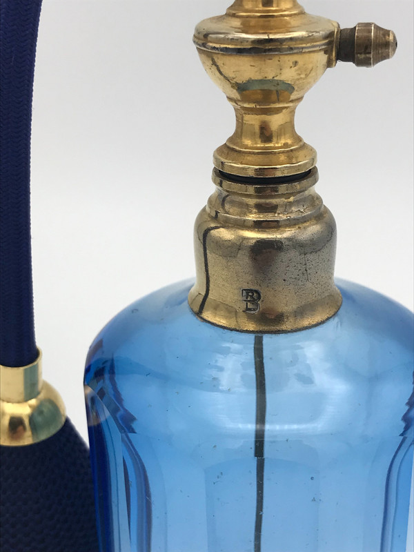 Cristal bleu perfume atomizer