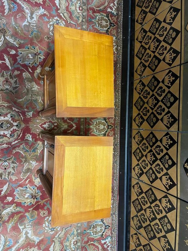 Coppia di comodini in stile impero