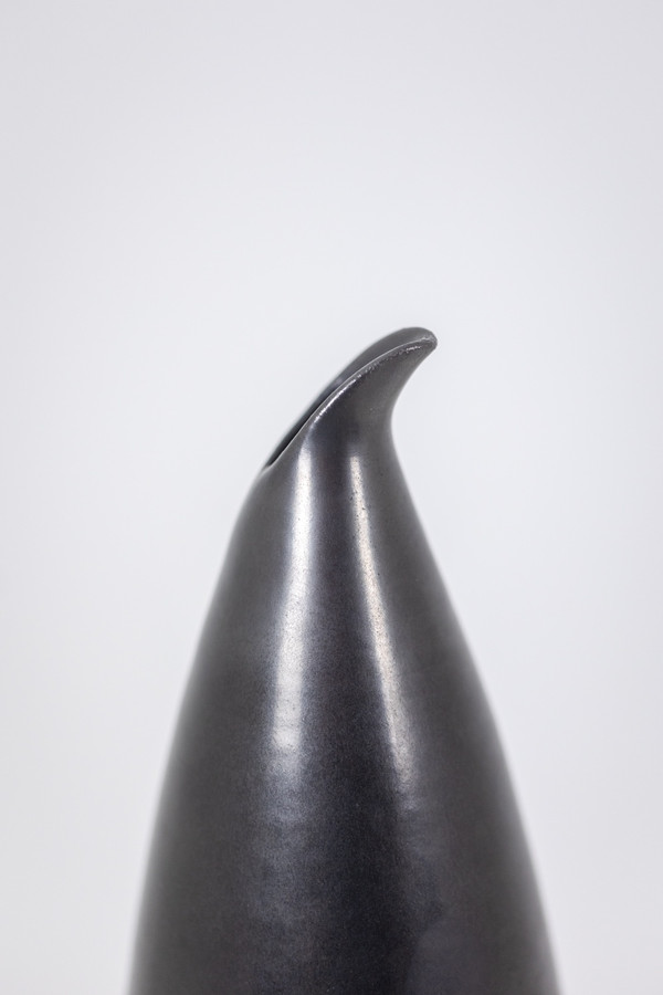 Les Potiers d’Accolay. Vase in turned earthenware. Circa 1955. LS5990509H