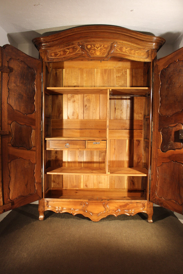 Lyoner Hochzeitsgarderobe 