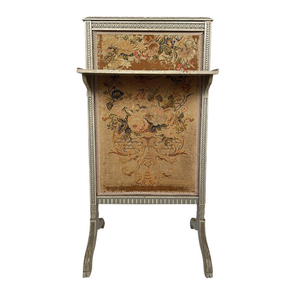 Ecran de cheminée en bois laqué gris de style Louis XVI, vers 1900