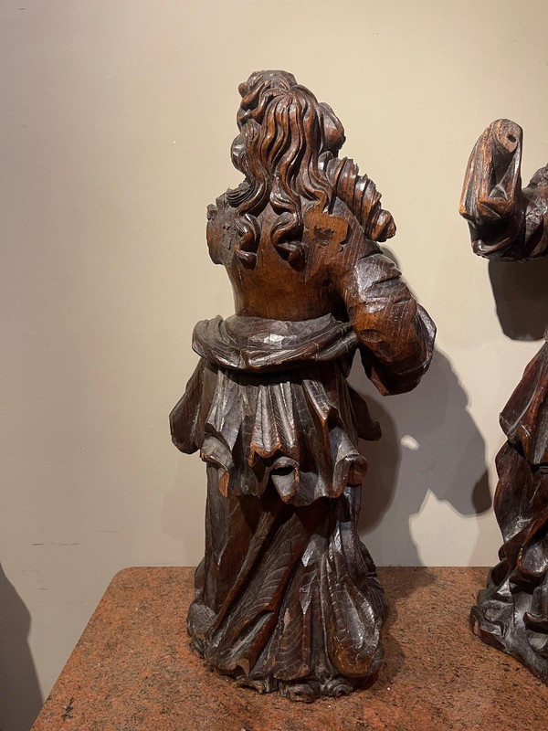 Pair of Cherry Angels In Oak , Flanders , 17th C.