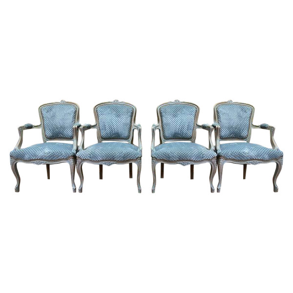 Suite de 4 fauteuils cabriolets de style Louis XV