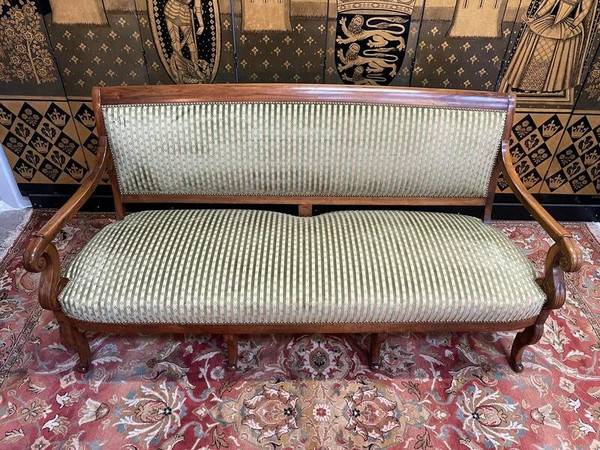 Sofa - Restoration period bench