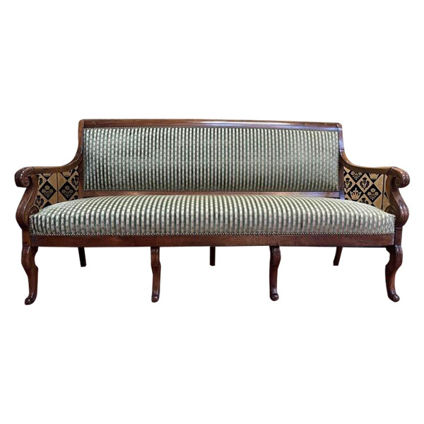 Sofa - Restoration period bench