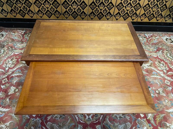 Table basse en merisier de style Louis Philippe 