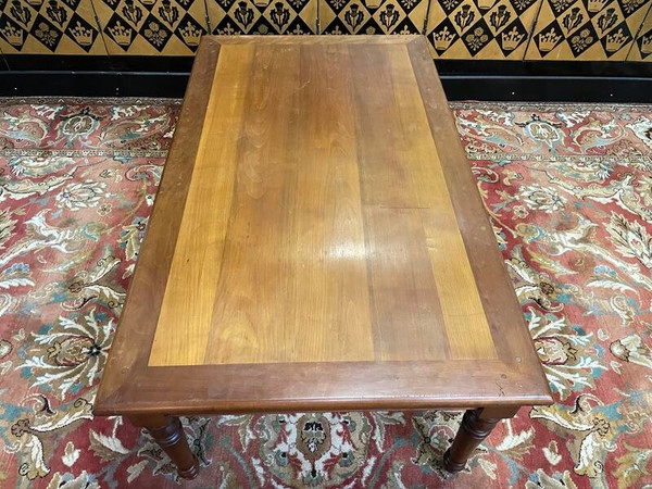 Table basse en merisier de style Louis Philippe 