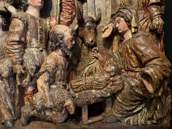 Large high relief in gilded and polychromed wood, the Adoration of the Shepherds, circa 1500