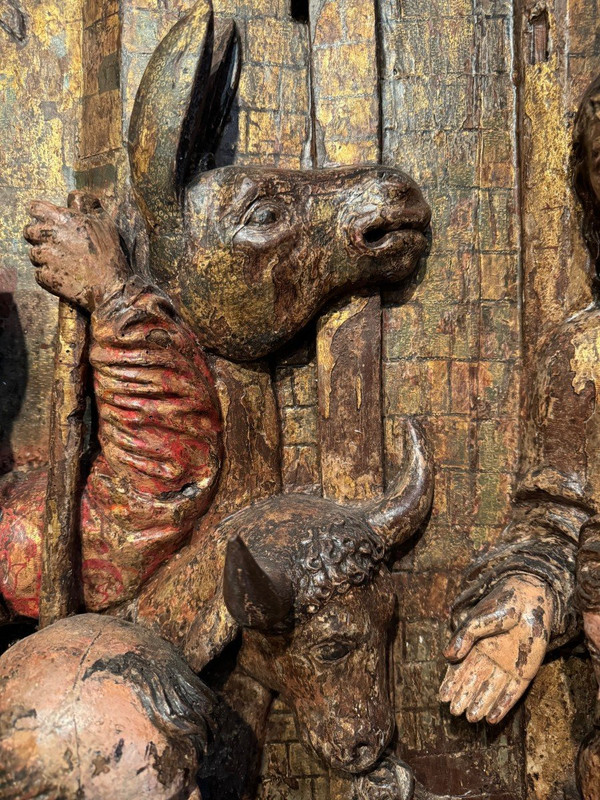 Large high relief in gilded and polychromed wood, the Adoration of the Shepherds, circa 1500