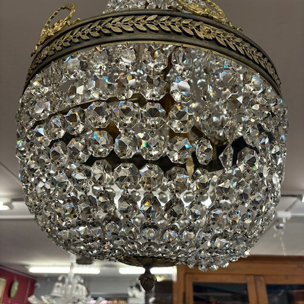 Antiker großer Heißluftballon-Kronleuchter aus dem späten 19. Jahrhundert aus Bronze und Kristallen, 4 Lichter. H 90 