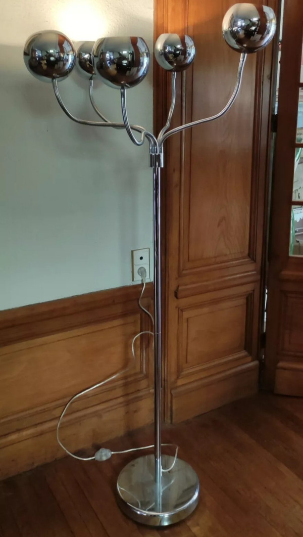 Lampada da terra snodabile di design a 5 luci in metallo cromato