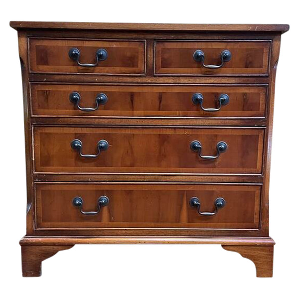 Commode de style Anglais 