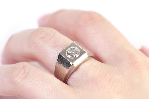 Art Deco Diamant-Siegelring 1,39 ct aus Platin, alter Siegelring