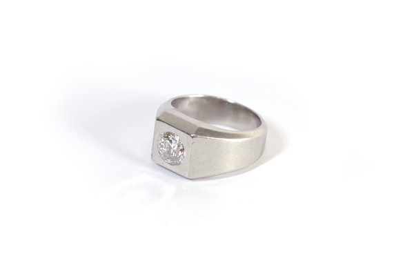 Art Deco Diamant-Siegelring 1,39 ct aus Platin, alter Siegelring