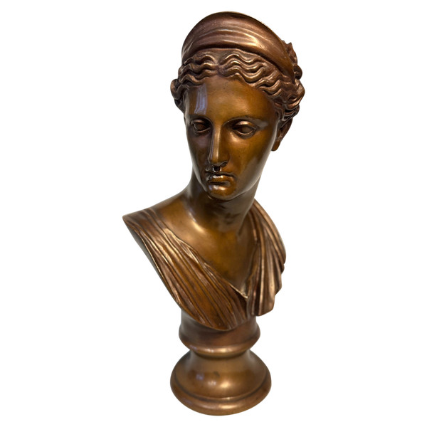 Bust of Diana of Versailles or "Artemis" in Bronze F. BARBEDIENNE