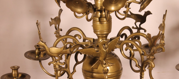 Lustre Renaissance En Bronze à 8 Branches Décoré d'Oiseaux
