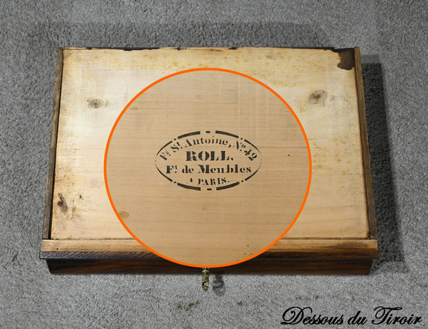 Travailleuse en Palissandre, style Napoléon III, Maison Roll, Fg. St Antoine – Milieu XIXe