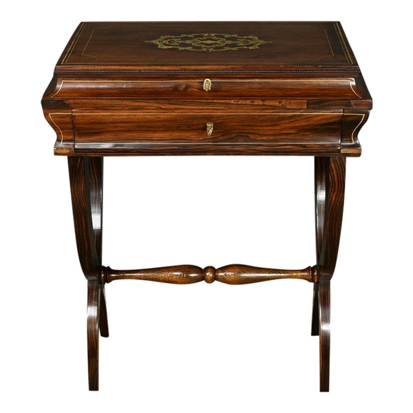 Travailleuse en Palissandre, style Napoléon III, Maison Roll, Fg. St Antoine – Milieu XIXe