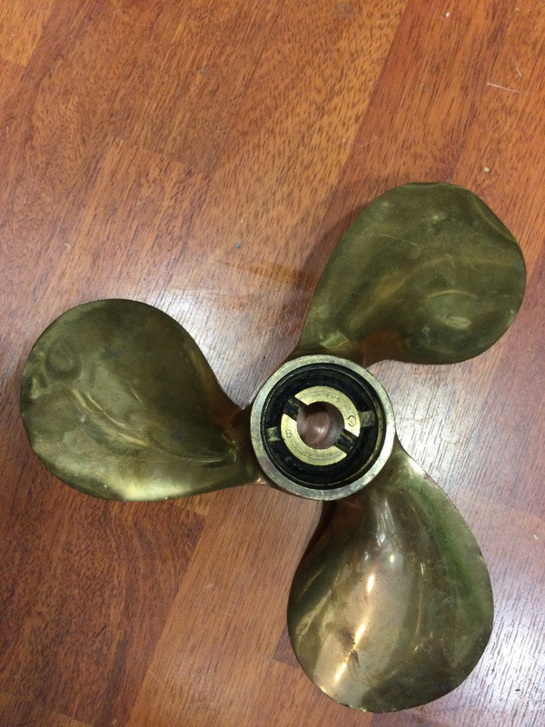 Hélice de bateau en bronze 