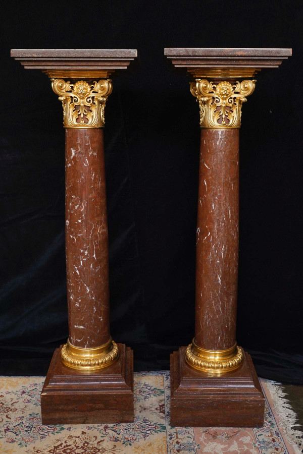 Importante coppia di colonne con coppia di girandole, epoca Napoleone III