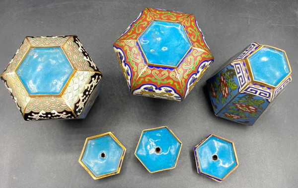 SMALL PARTITIONED POTS