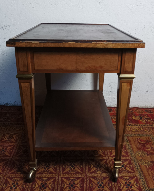 Desserte style Louis XVI