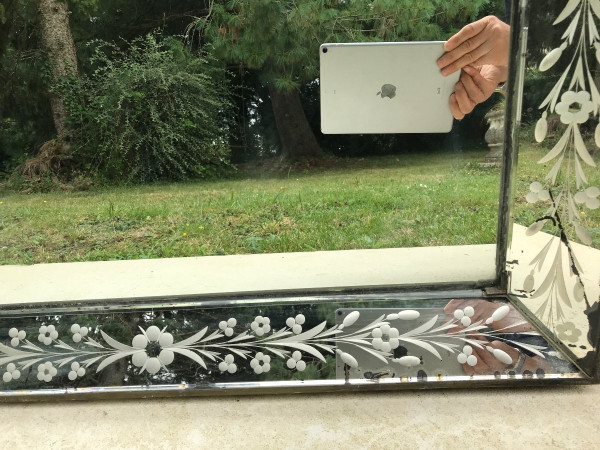 Beautiful rectangular Venetian mirror from the 20th century