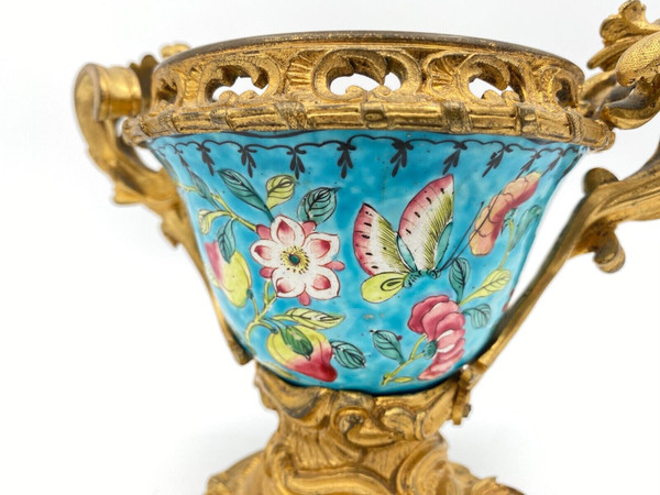 Coupe en émail Chine XIXe montée bronze doré Louis XV
