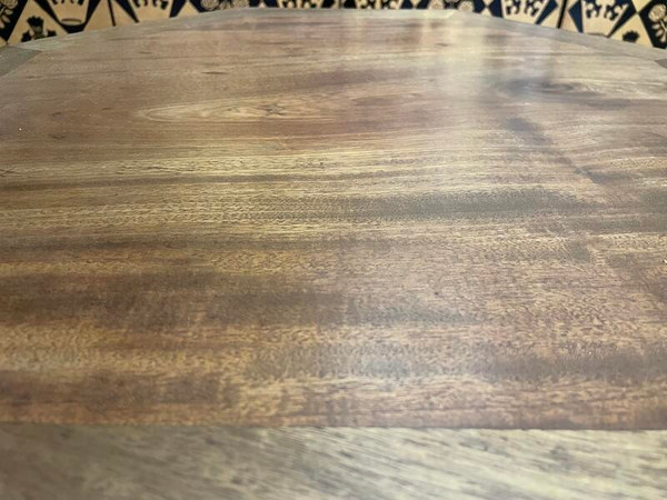 Art Deco period pedestal table in solid mahogany.