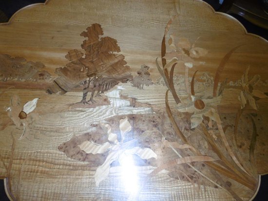 Table Art Nouveau