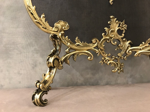 Pare feu écran de cheminée ancien en bronze d'époque 19 ème 